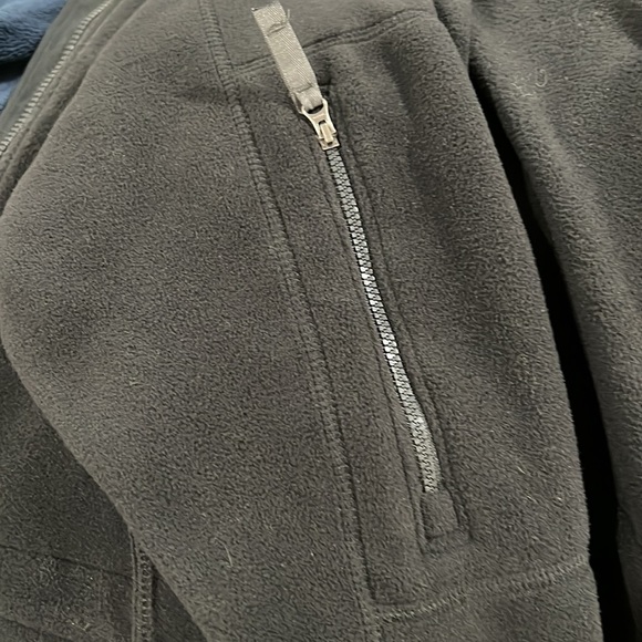Lands End Black Fleece Jacket - Picture 9 of 11